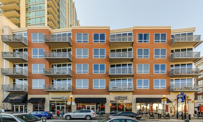 Building Photo - 9 N Euclid Ave