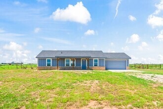 Building Photo - 124 F M 789
