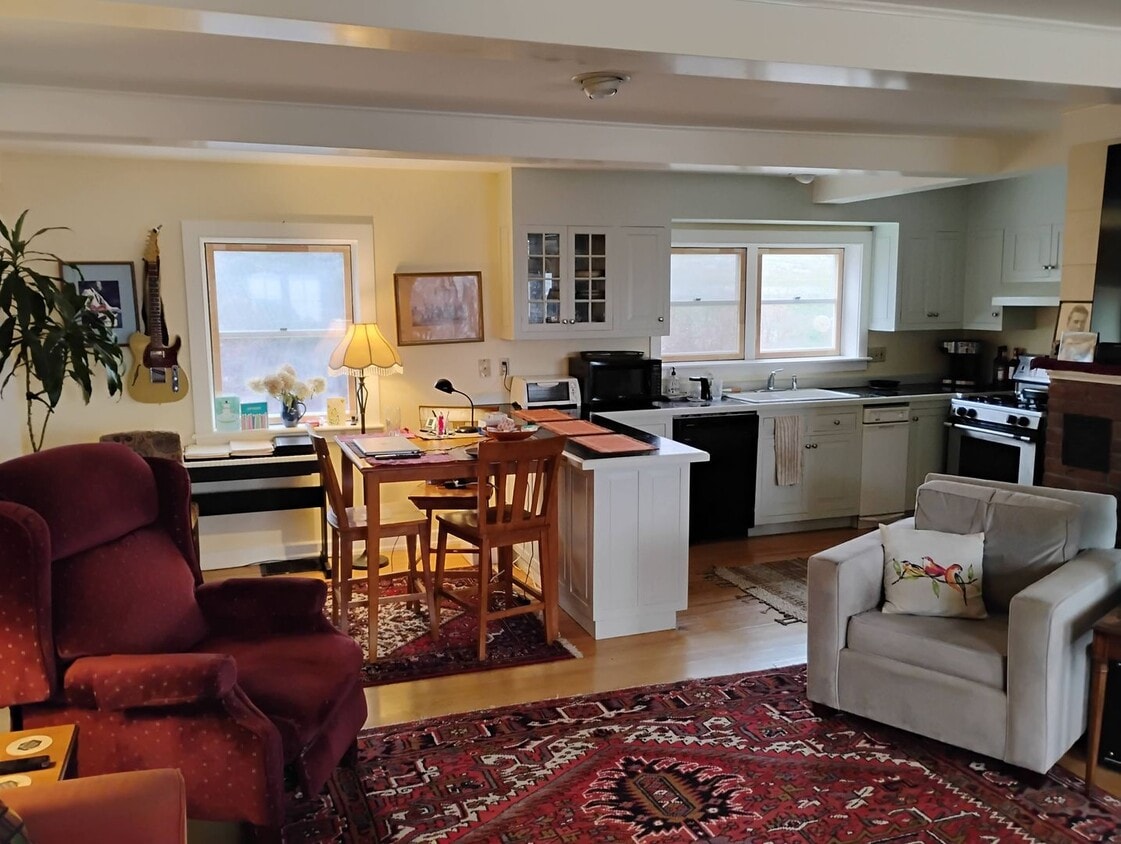 Foto principal - 873 Bragg Hill Rd