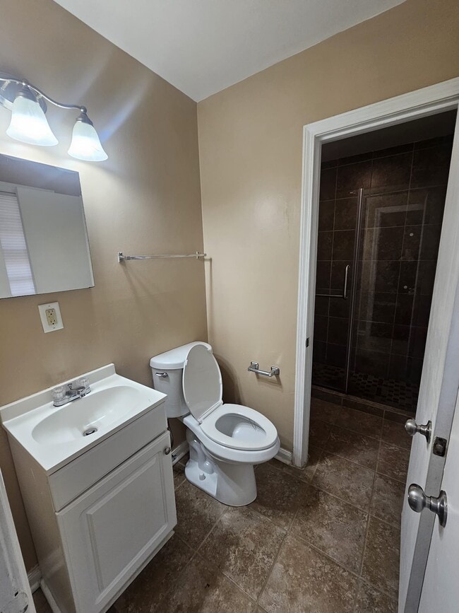 Building Photo - 4242 Marmora Dr