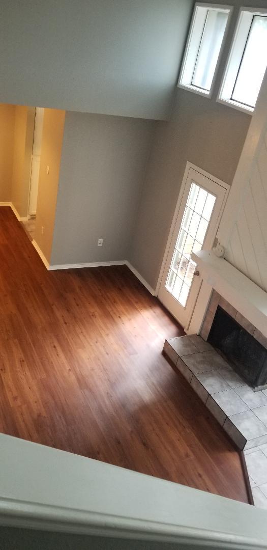 Foto del edificio - 9254 Forest Ln