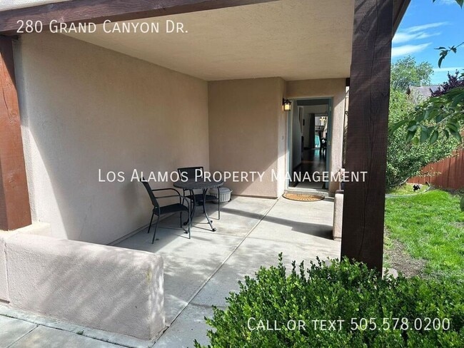 Foto del edificio - 280 Grand Canyon Dr