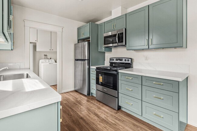 Foto del edificio - Renovated Coastal Retreat