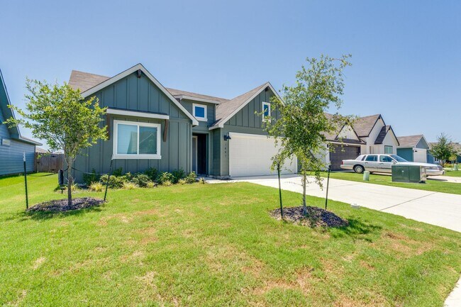 Foto del edificio - 4-BEDROOM NEW CONSTRUCTION IN SWENSON HEIG...
