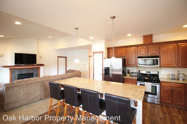 Building Photo - 3 br, 2 bath House - 2870 SW Berwick Dr