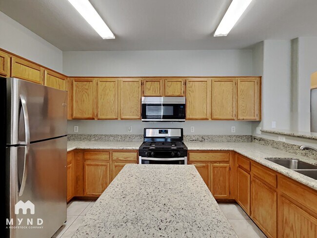 Foto del edificio - 2500 Birds Nest Cactus Ct