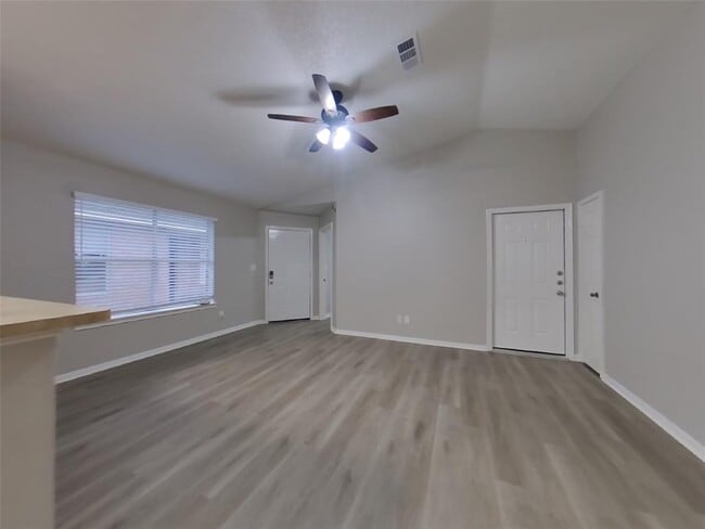 Building Photo - 3139 Boynton Dr