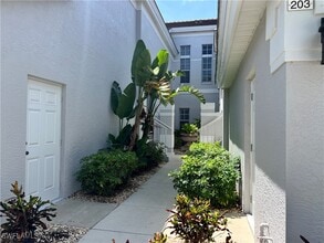 Building Photo - 25240 Pelican Creek Cir