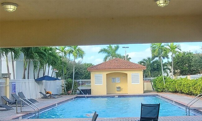 Foto del edificio - 5470 NW 107th Ave  811 Doral Fl 33178