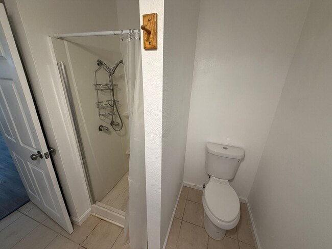 Building Photo - Ainaloa 1 Bedroom Unit