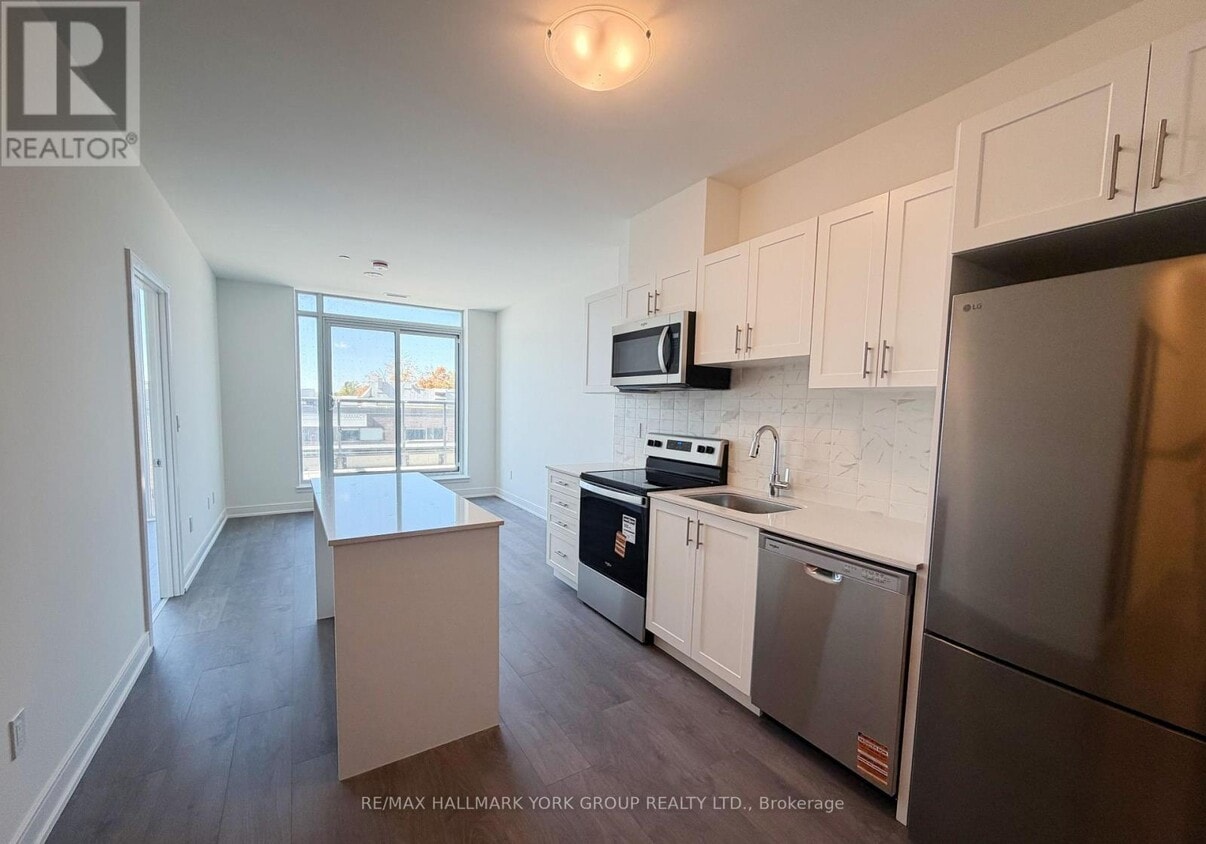 Primary Photo - 705 Davis Dr