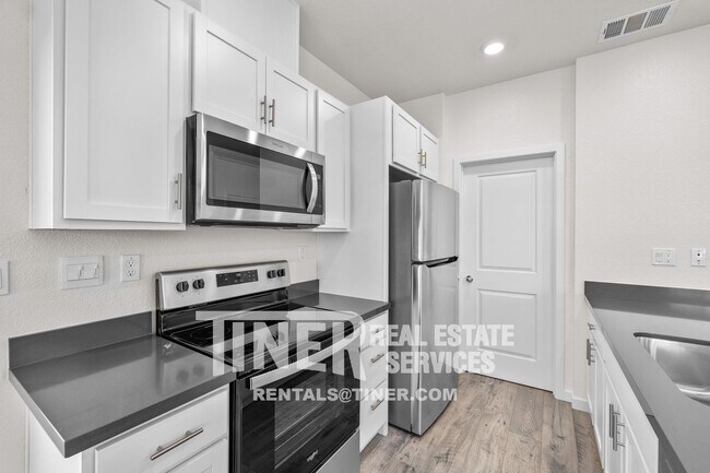 Foto del edificio - 1001 San Anselmo Ln