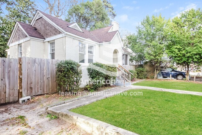 Foto del edificio - 4107 Glendon Rd