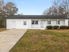 Building Photo - 113 N Crestwood Dr
