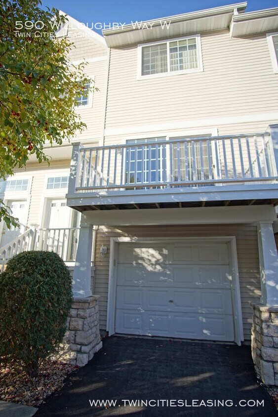 Primary Photo - Townhouse with 1 Car Garage