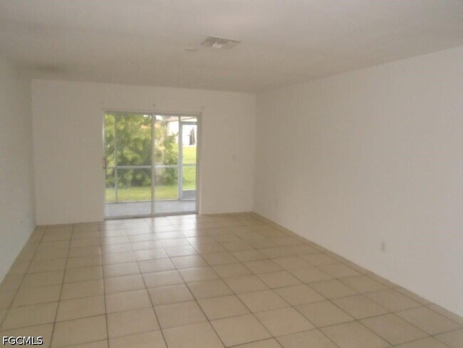 Foto del edificio - 4414 25th St SW