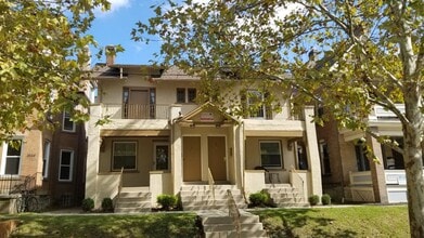 Building Photo - 1540 Neil Ave