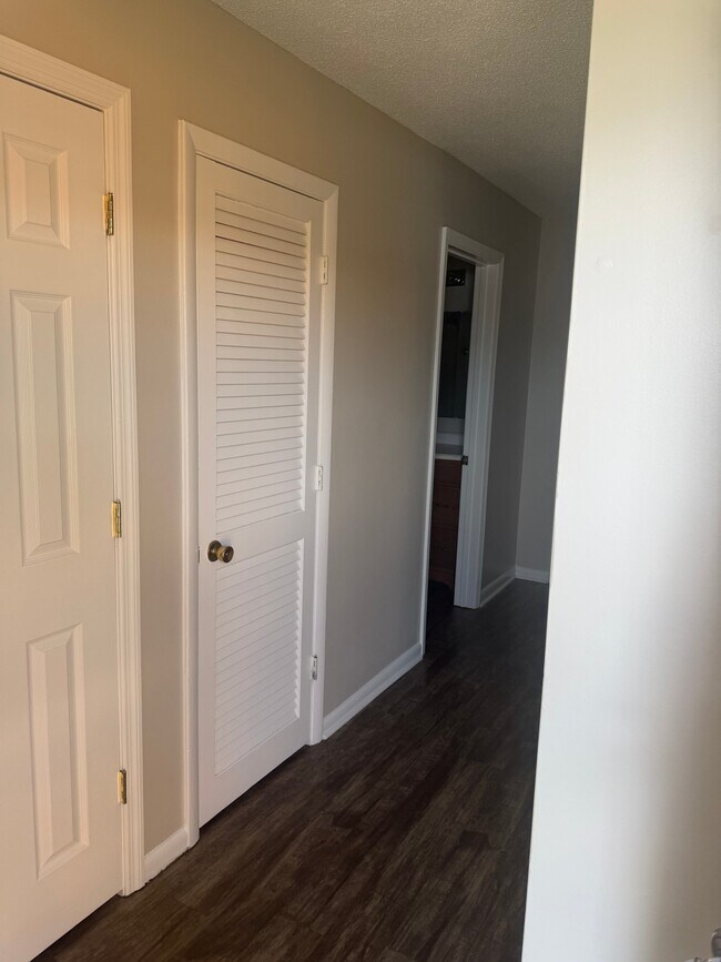 Foto del edificio - 2217 Aspen Ave