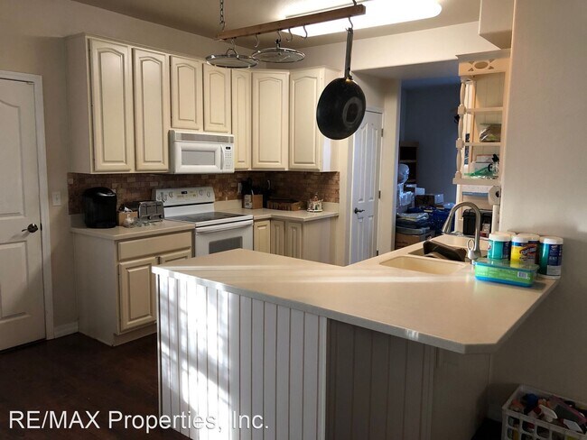 Foto del edificio - 4 br, 3.5 bath House - 4930 Poleplant Drive