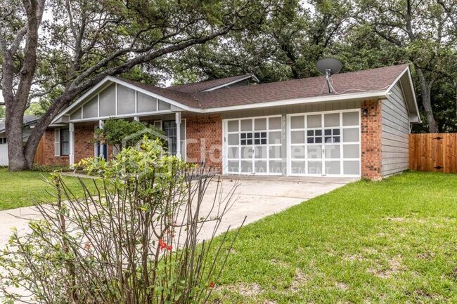 Building Photo - 5702 Charlie Chan Dr