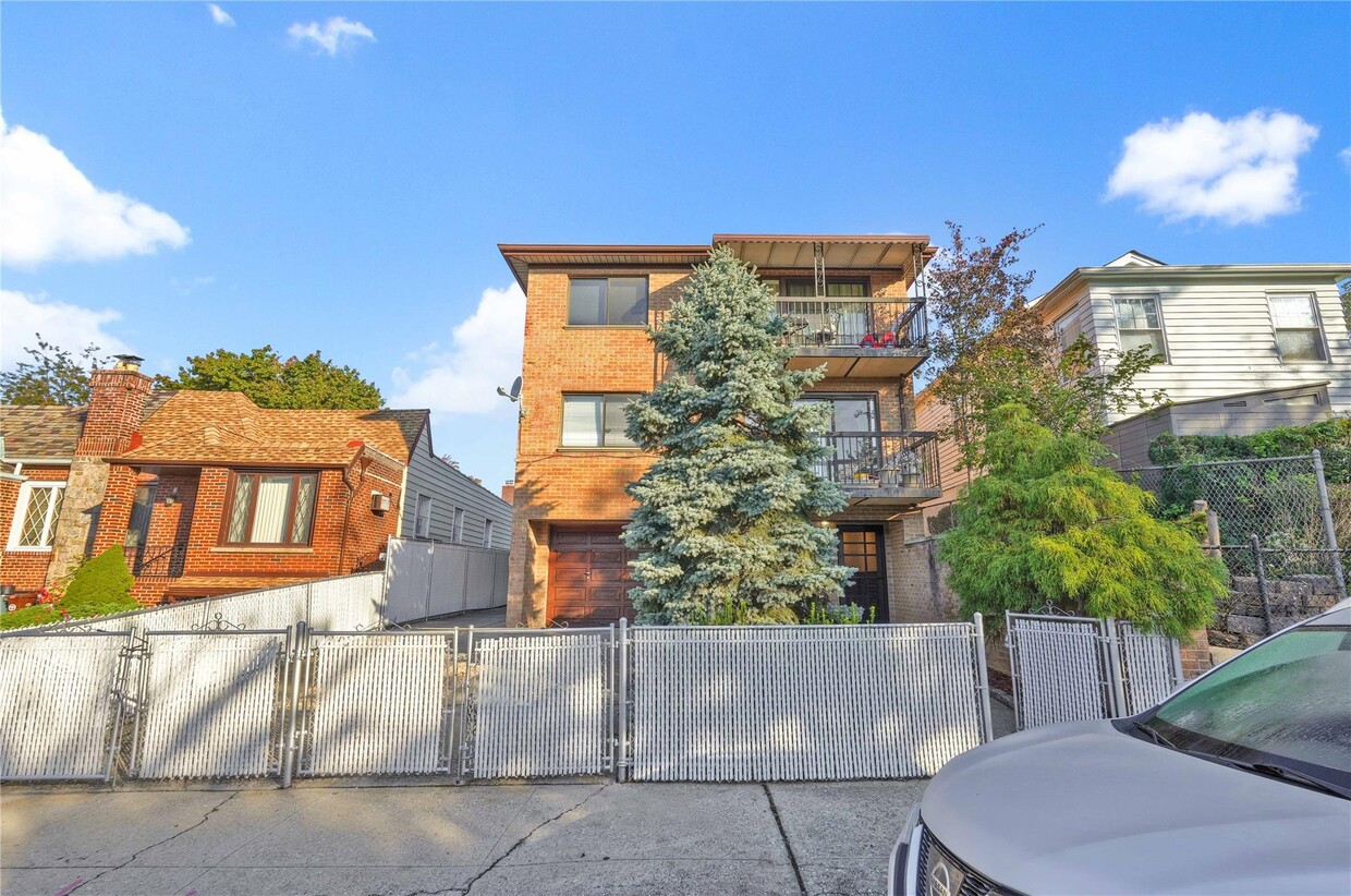 Foto principal - 85-87-87 67th Ave