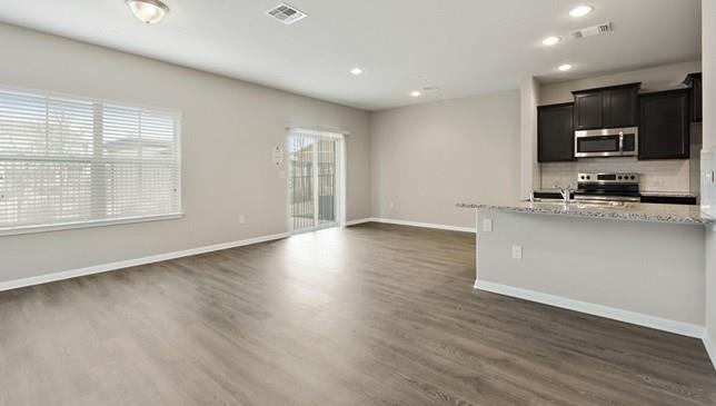 Foto del edificio - 516 E Slaughter Ln
