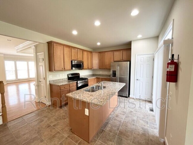 Foto del edificio - 3247 Theodore R Hagans Dr NE