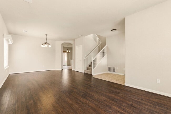 Foto del edificio - 8931 Hampton Ave NE