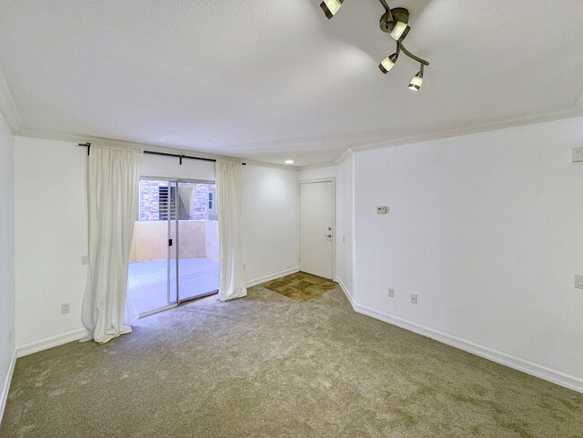 Foto del edificio - Great 1B/1BA Condo In Rancho Bernardo!