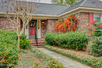 Building Photo - 8333 Bald Eagle Ln