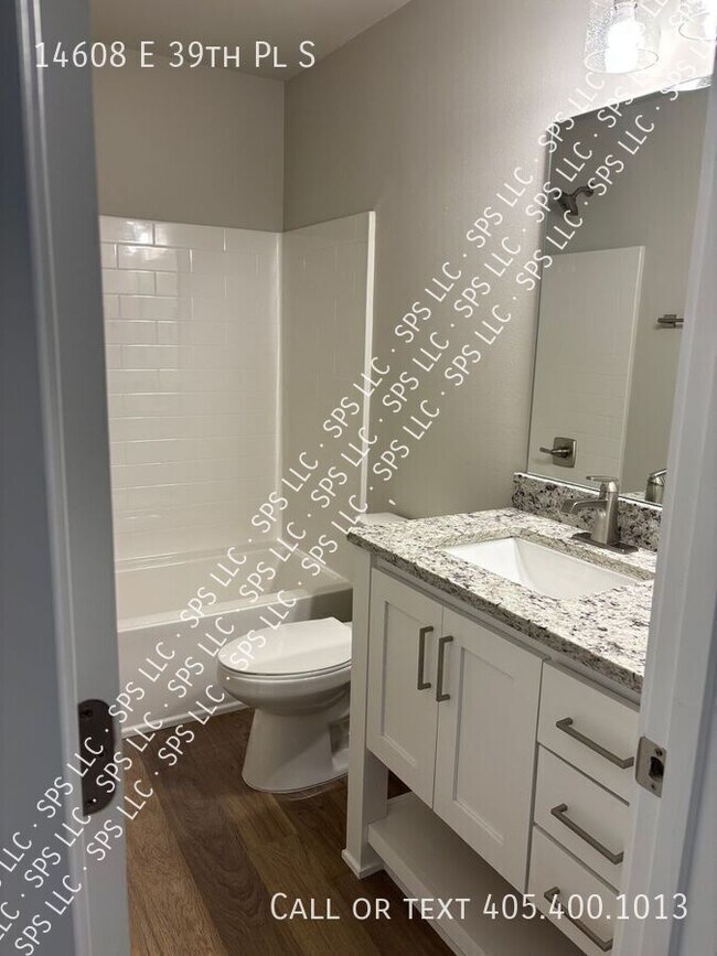Foto del edificio - 14608 E 39th Pl S