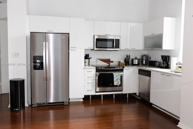 Foto del edificio - 234 NE 3rd St