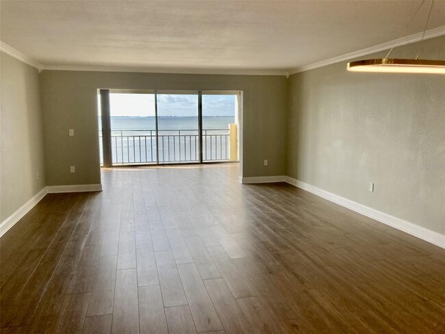 Building Photo - 6440 Mourning Dove Dr