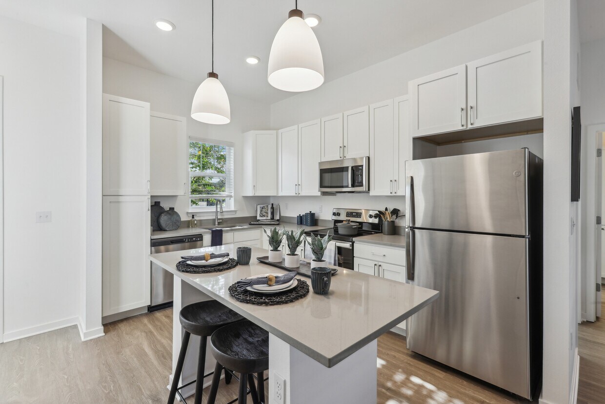 The Tides at Waterside Houses for Rent Sarasota, FL