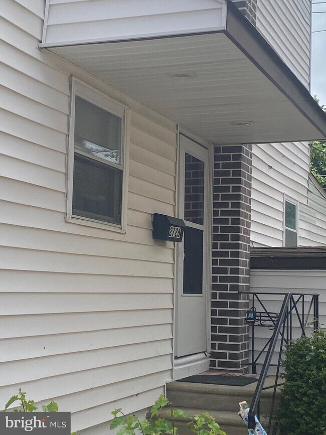 Foto del edificio - 2726 Maxwell St