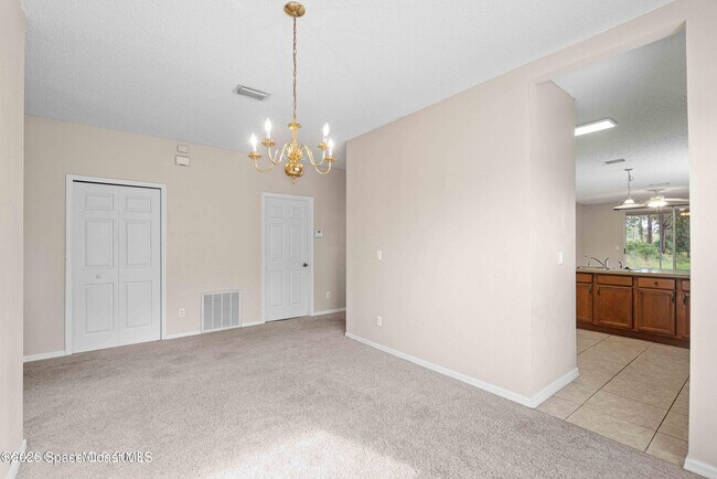 Foto del edificio - 974 Riviera Point Dr