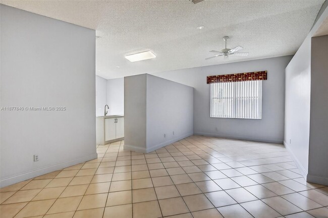 Building Photo - 17382 SW 22nd Ct