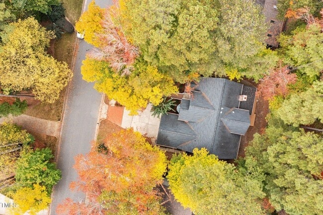 Building Photo - 1008 W Sterlington Pl
