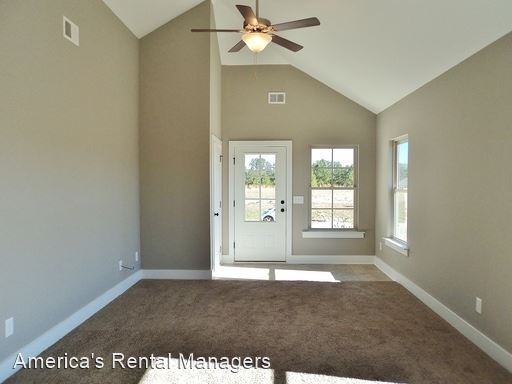 Foto del edificio - 3 br, 2 bath House - 9380 Hoffman Place