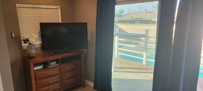 Foto del edificio - Beautiful Rental in Covina for Lease