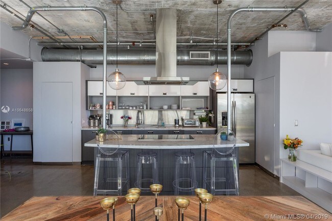 Building Photo - 1700 Meridian Ave