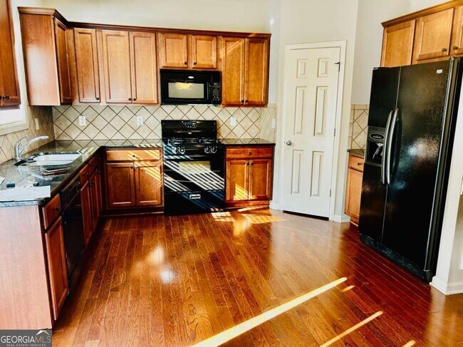 Foto del edificio - 306 Knelston Oak Dr NE