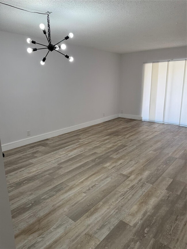 Building Photo - 255 S Cypress Rd