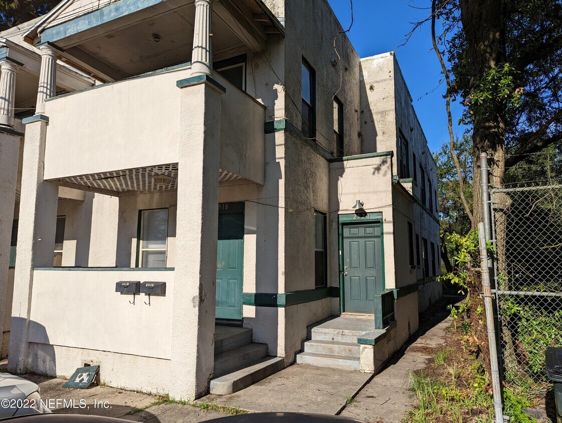 Primary Photo - 2520 Walnut St
