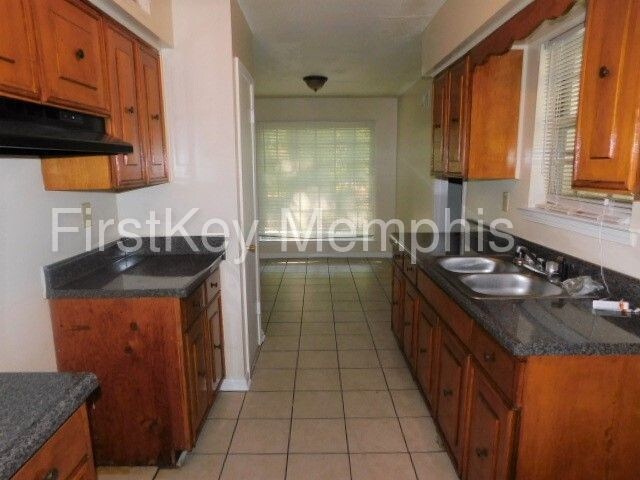 Foto del edificio - 5009 Flanders Ave