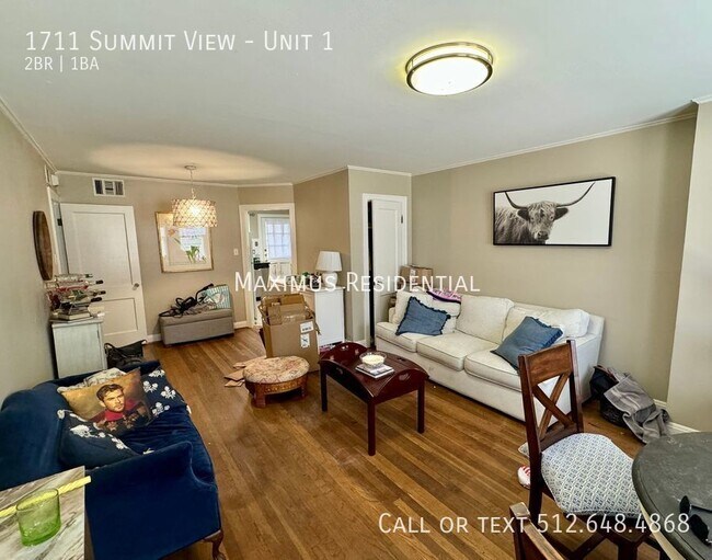 Foto del edificio - Well-Maintained 2/1 Awesome Location Close...