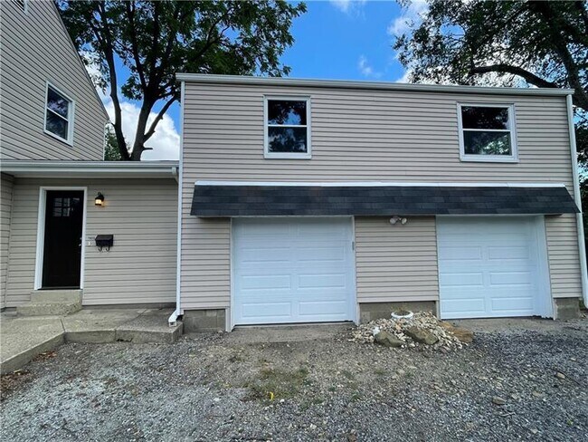 Building Photo - 7800 Perry Hwy