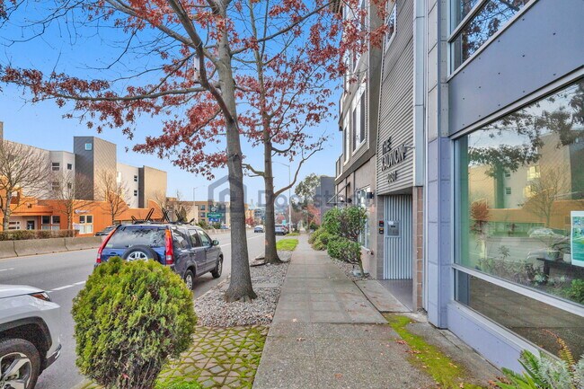 Foto del edificio - 4031 Aurora Ave N