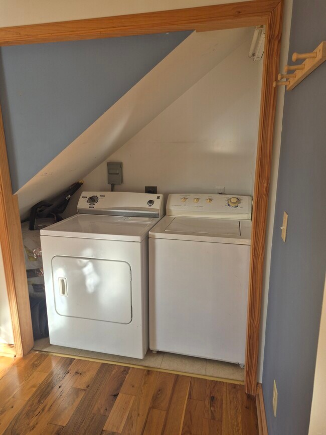 Foto del edificio - 621 Gypsy Ave