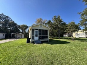 Building Photo - 13323 Sunshine Rd